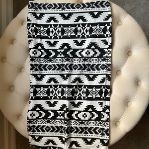 Stretch Black and White Pencil Skirt